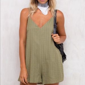 !ISO PRINCESS POLLY TIMBERWOLF PLAYSUIT!